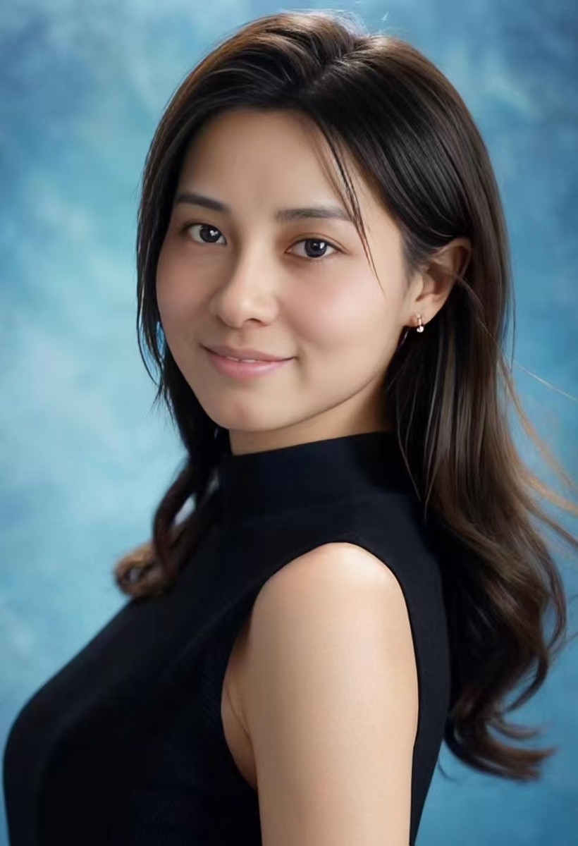 何娟 Cathy He